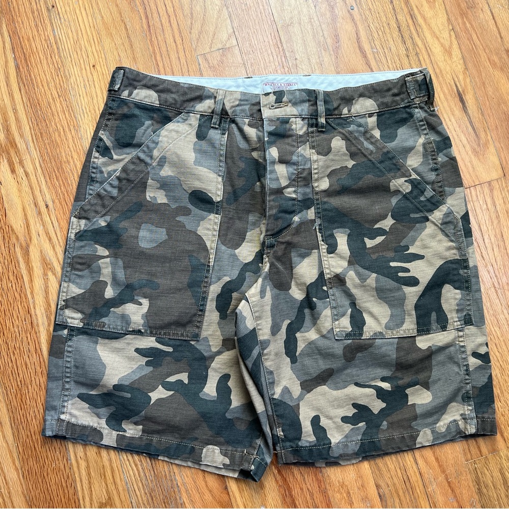 Wallace and Barnes Men’s Camo Shorts